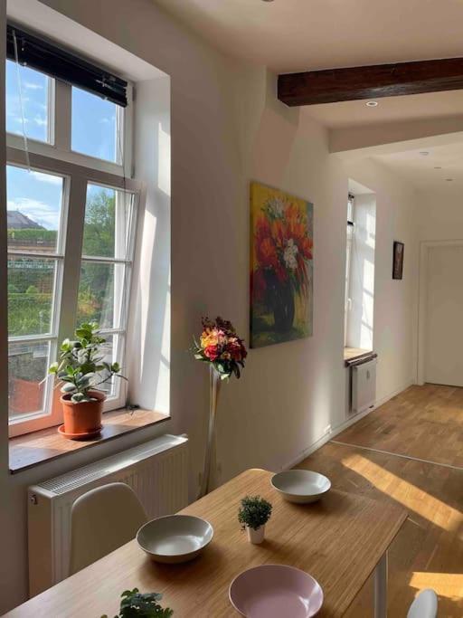 Castle View Living 1 - Best Apartment In Weilburg Exterior photo